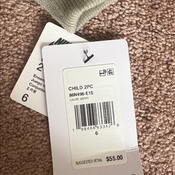 Nike Kids Boys 2 piece joggers sweatpants hoodie set size 6 NWT - Picture 4 of 4